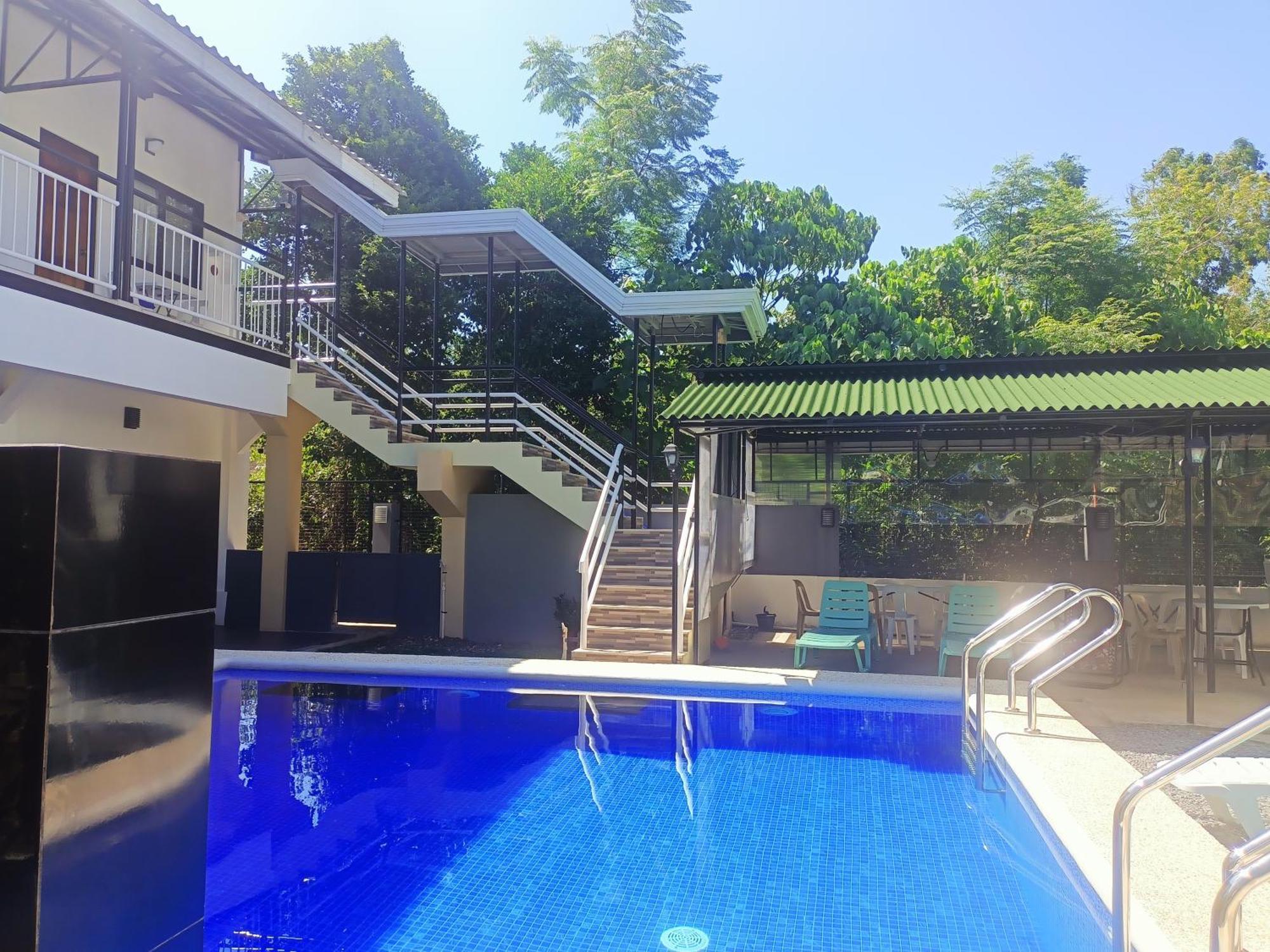 Alona Whitehouses Resort 팡라오 외부 사진